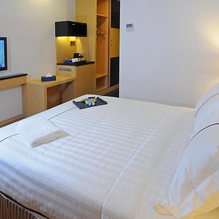 Hotel Granada Johor Bahru Eksteriør billede