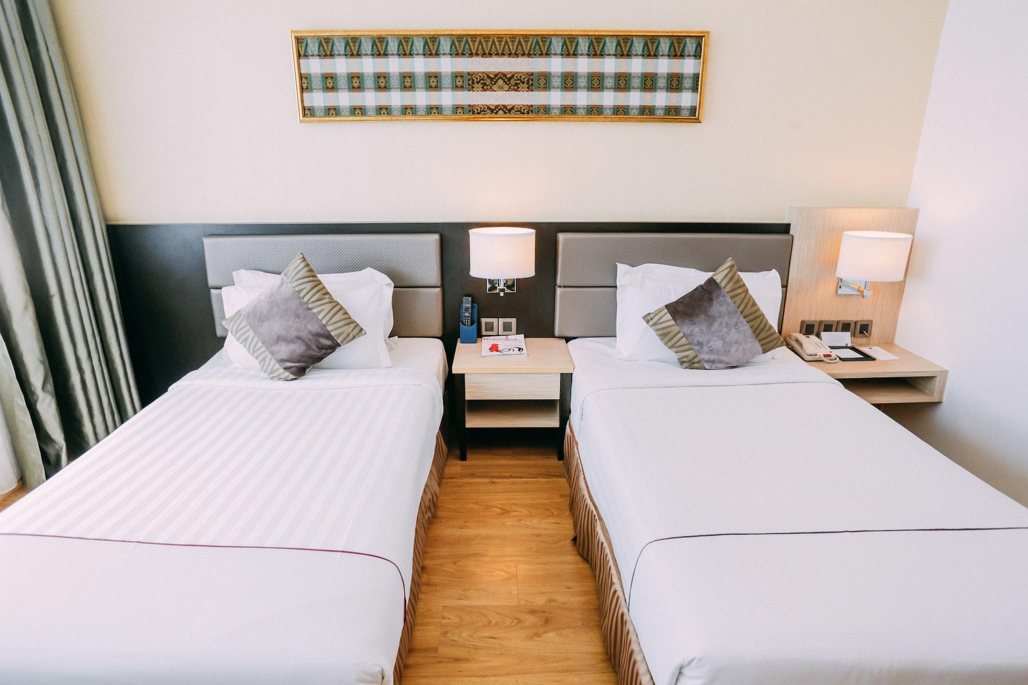 Hotel Granada Johor Bahru Eksteriør billede