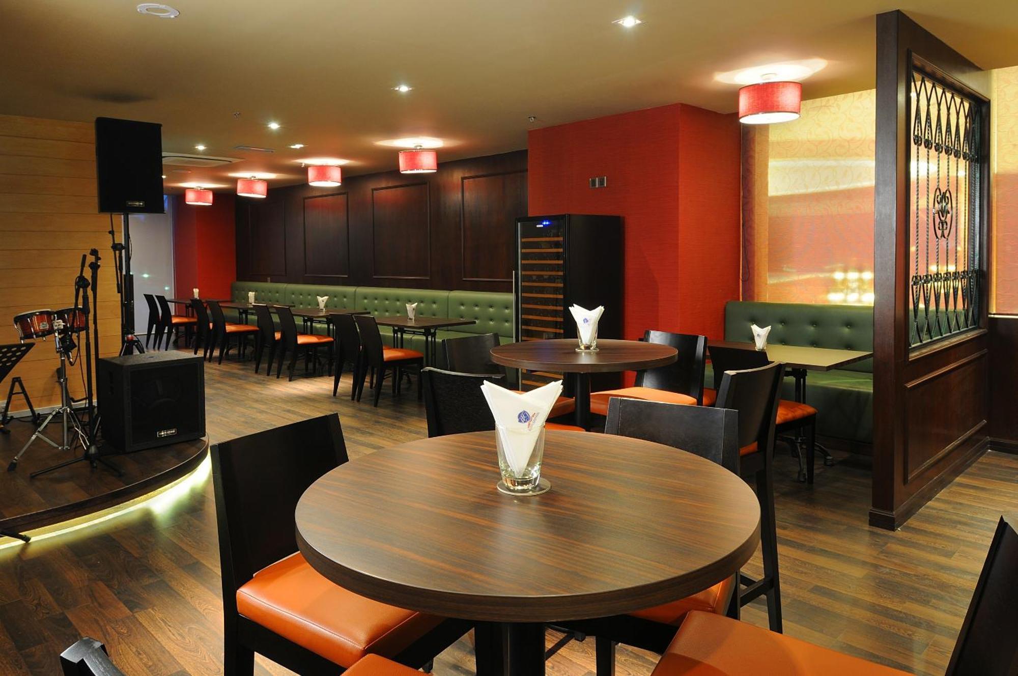 Hotel Granada Johor Bahru Eksteriør billede